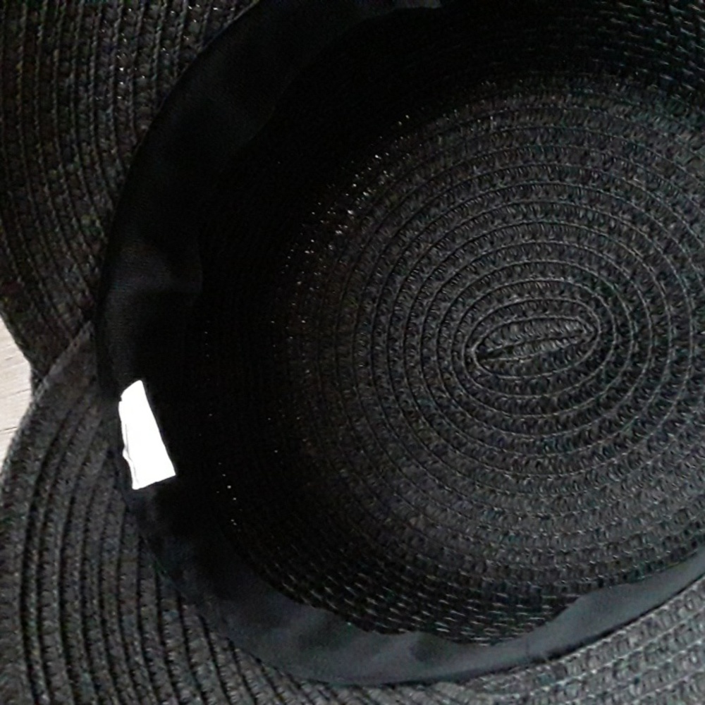 Ladies Hat - Picture 3 of 3
